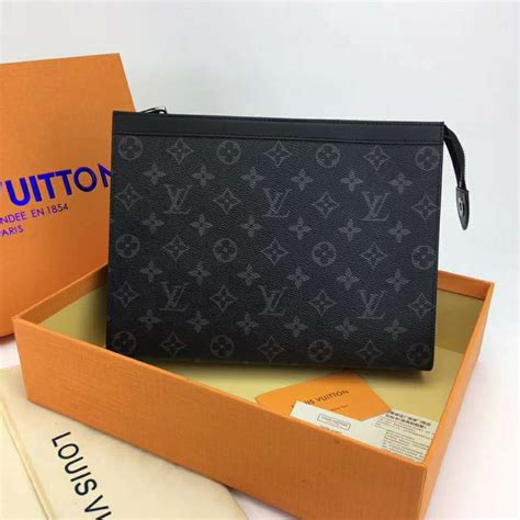 louis vuitton holiday pochette|Louis Vuitton Pochette voyage mm.